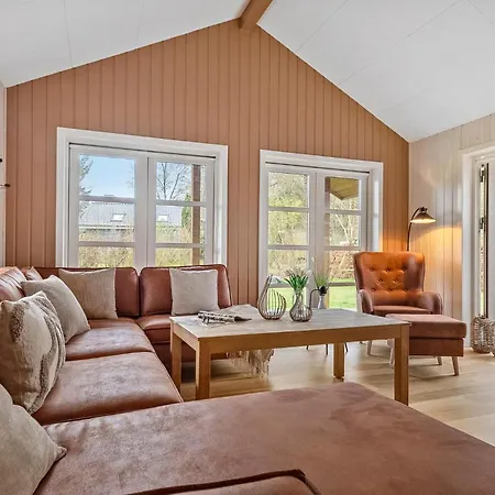 4 Bedroom In Aabenraa * Loddenhøj